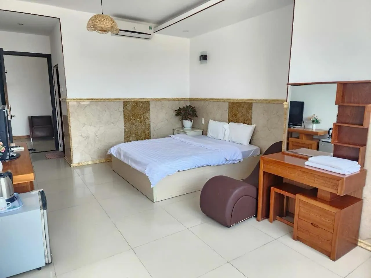 Son Thinh Hotel-Hosted By Thuy.0 Chin Ba Tam Mot Hai Bon Bay Tam Khong Vung Tau 3*,